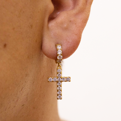 Aretes de Aro con Cruz